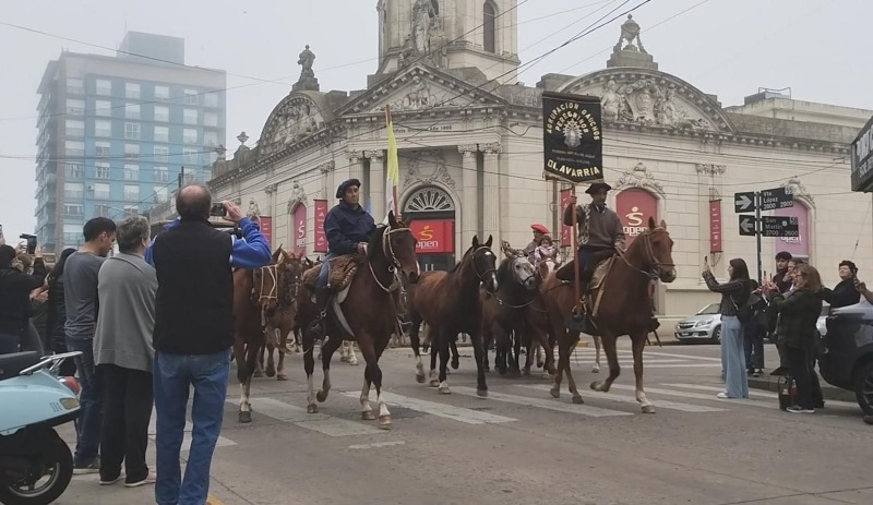 Partieron los Gauchos Peregrinos rumbo a Lujn